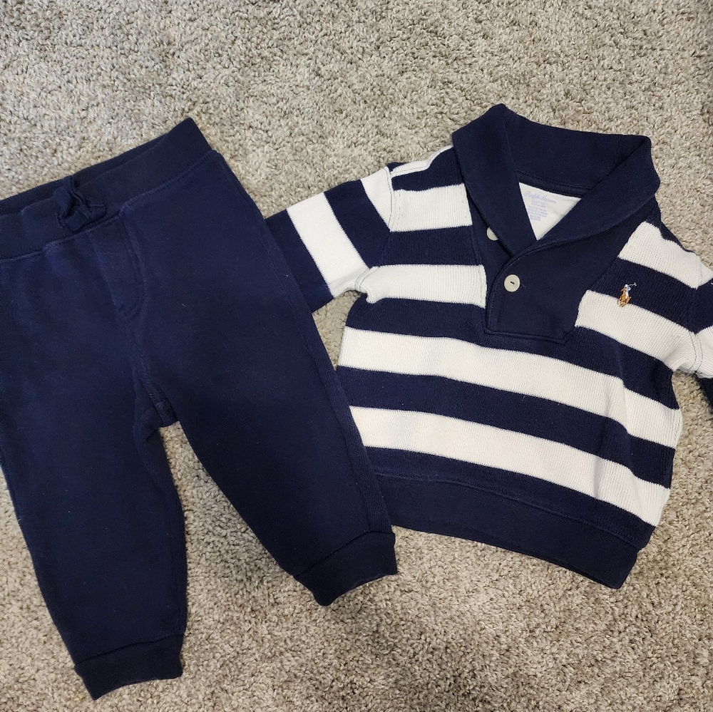 Ralph Lauren matching sweater & pants set. Size: 9 Month